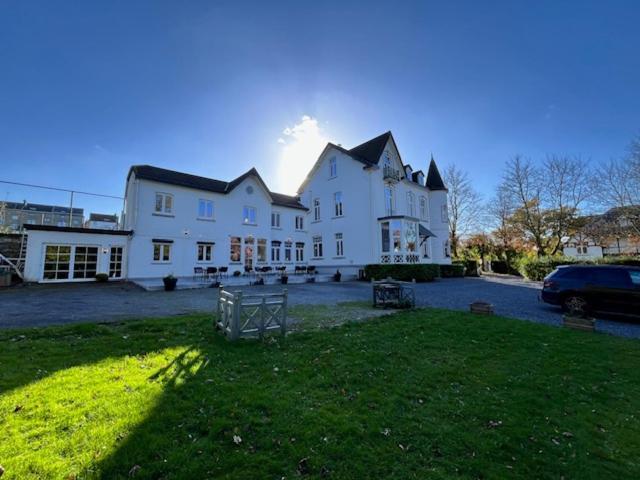 La Villa Blanche Spa Exterior photo